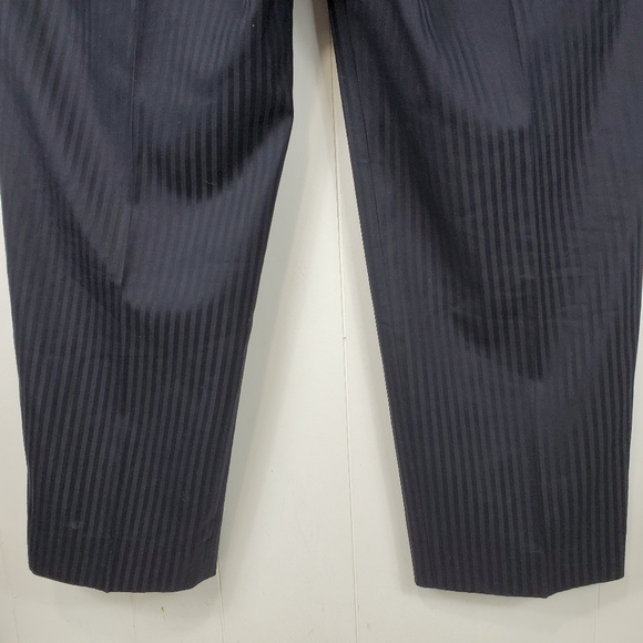Versace subtle striped men's trouser pants size 44 ( see measurements) - Picture 10 of 11